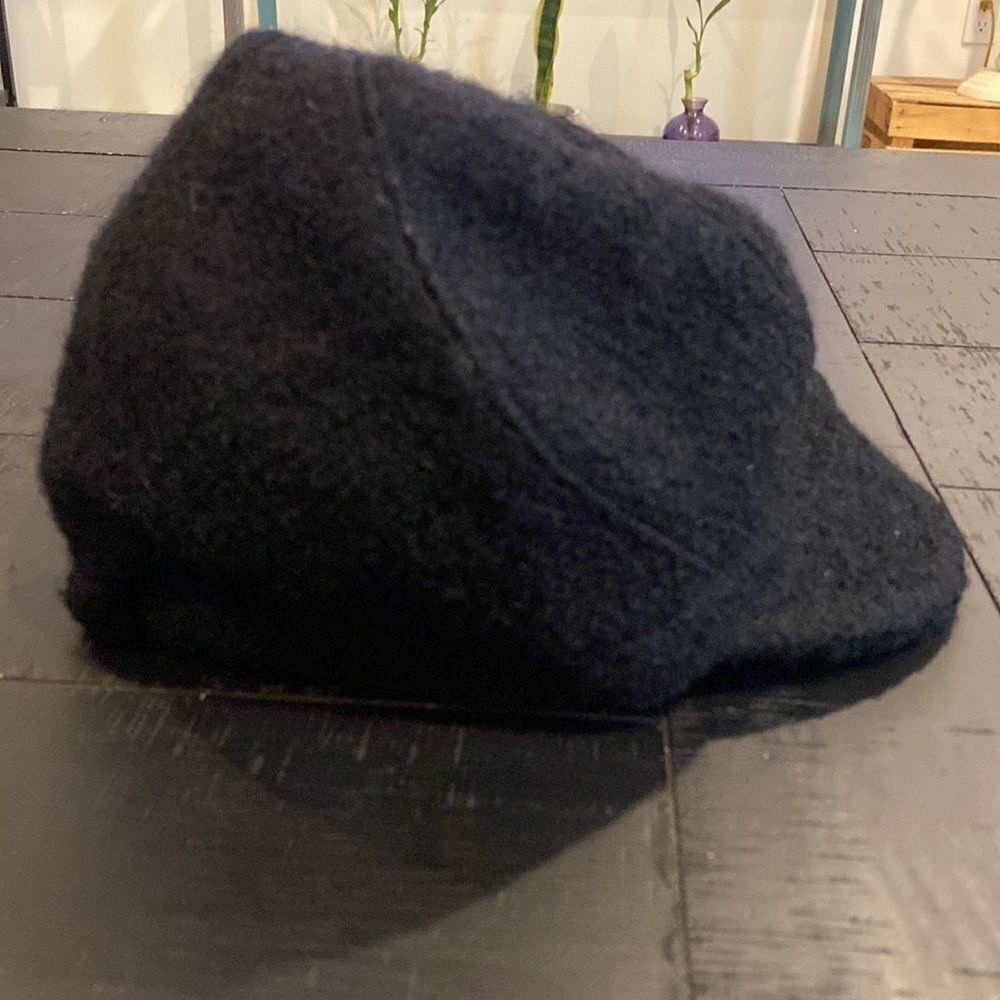 August Hat Collection Black Wool Blend Paperboy Hat